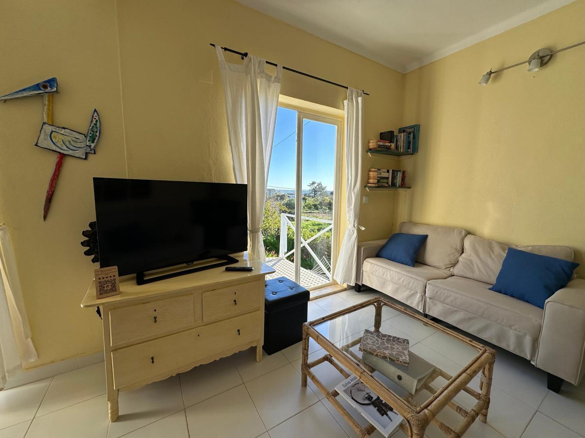 Ceu Azul - Elevated With Stunning Views And Big Garden