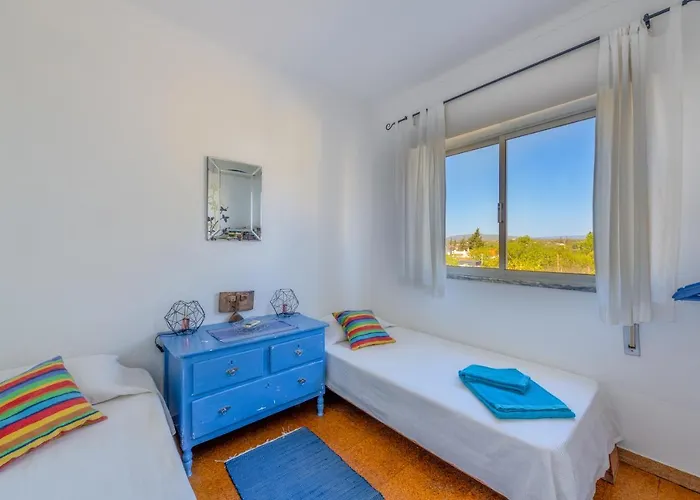 Ceu Azul - Elevated Villa With Stunning Views And Big Garden